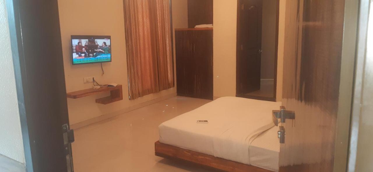 Sai Comforts Hotel Bapane